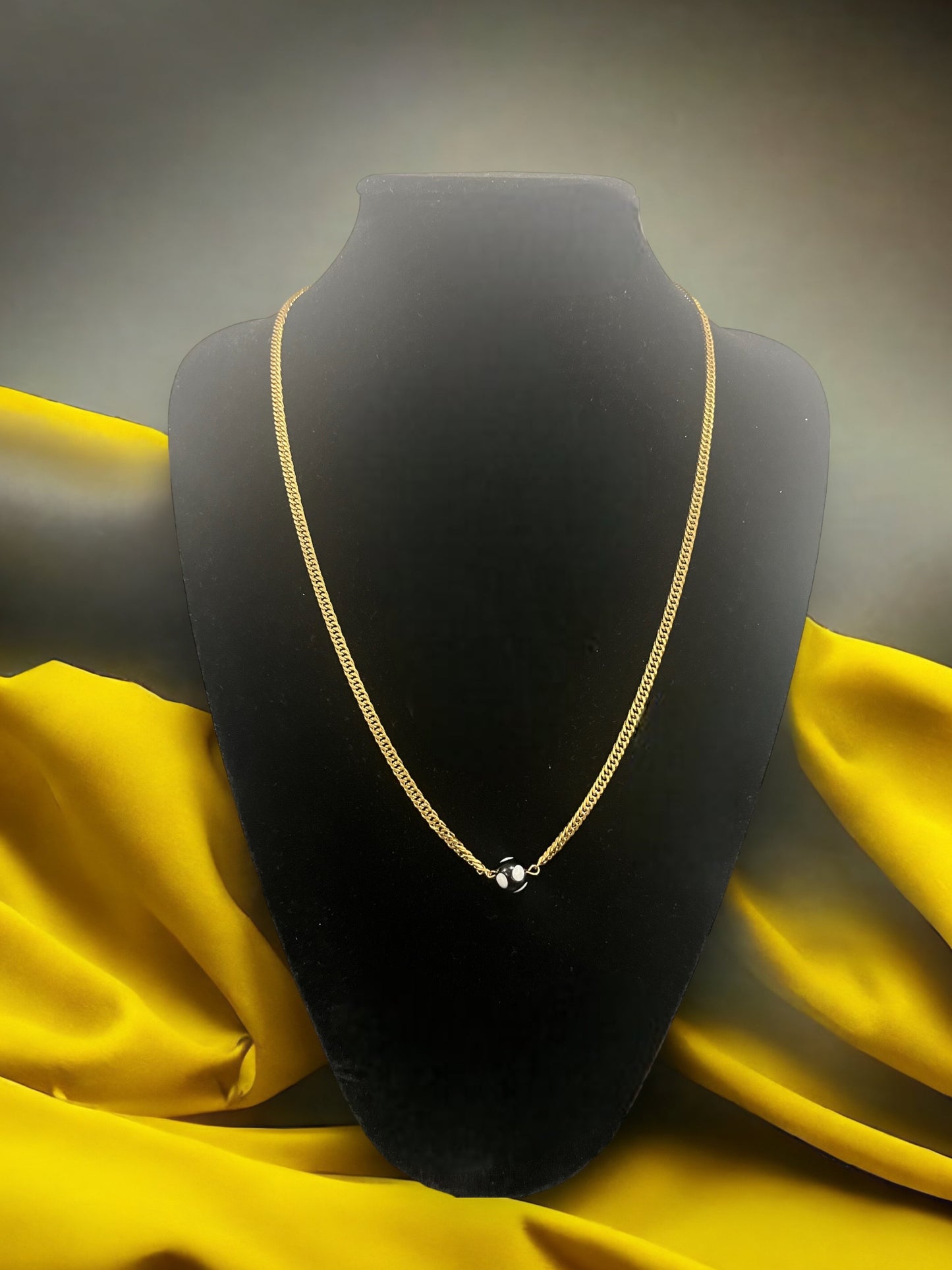 Collier Criolo