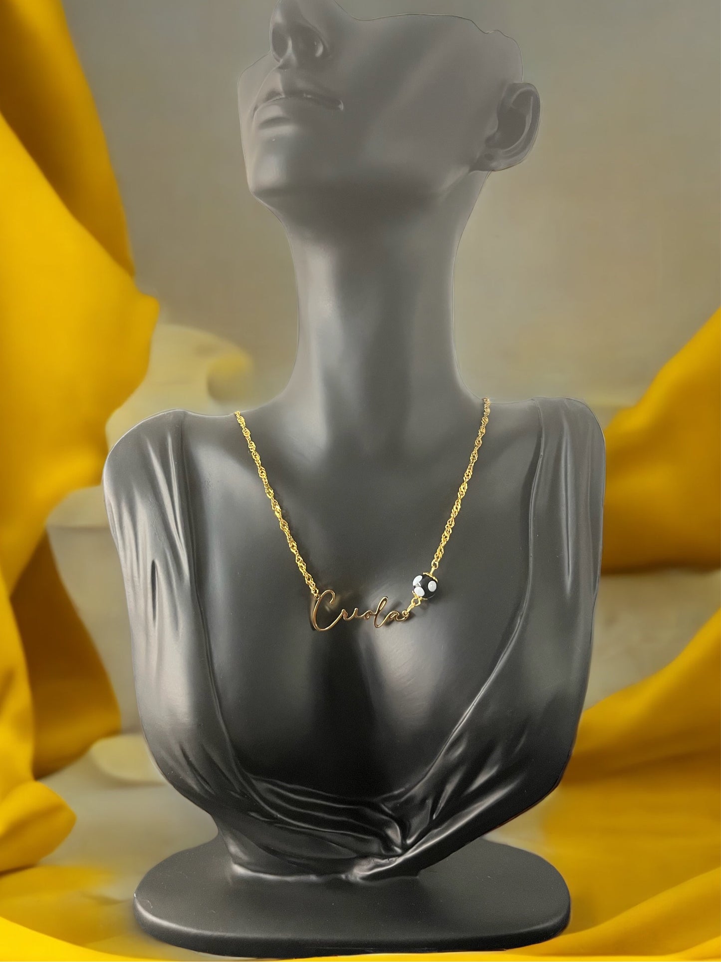 Collier Criola