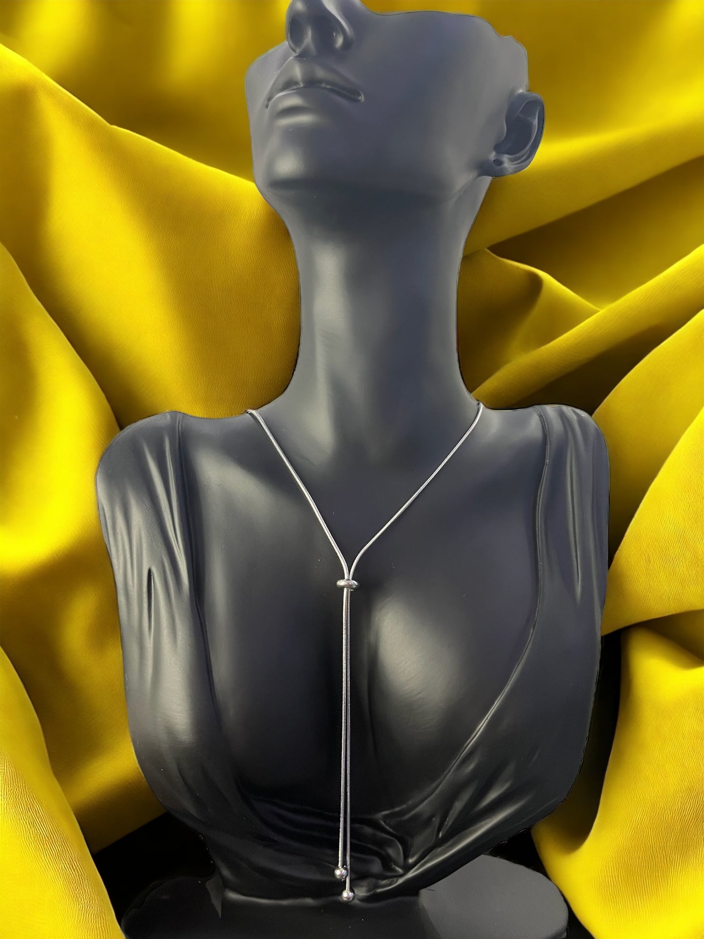 Collier Ana