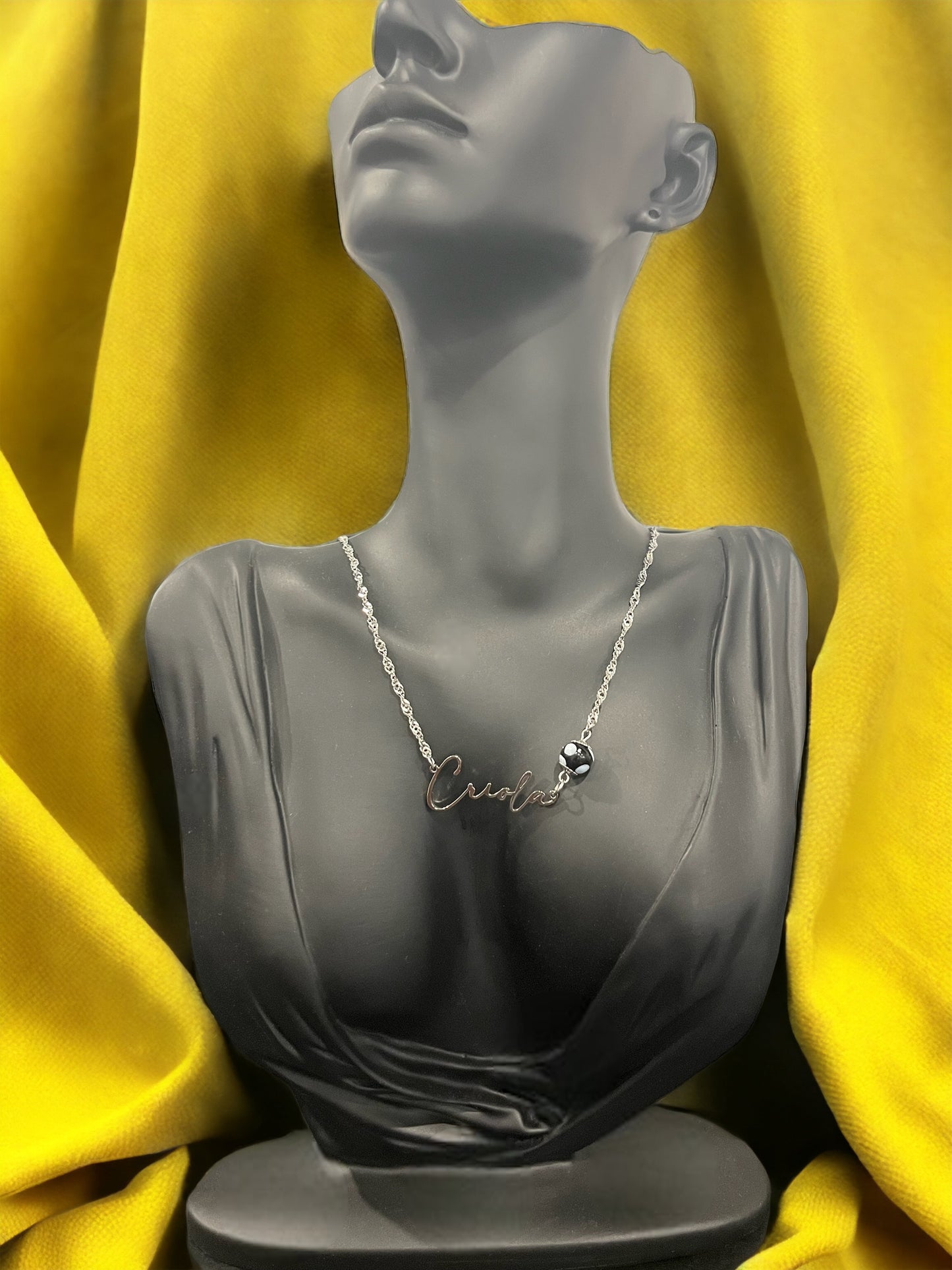 Collier Criola