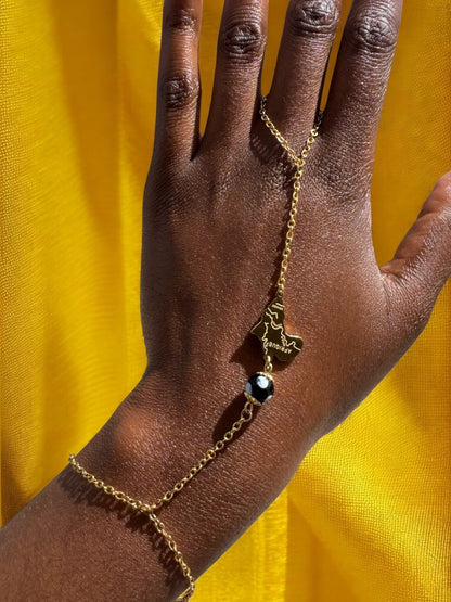 Chaine de main Afrique